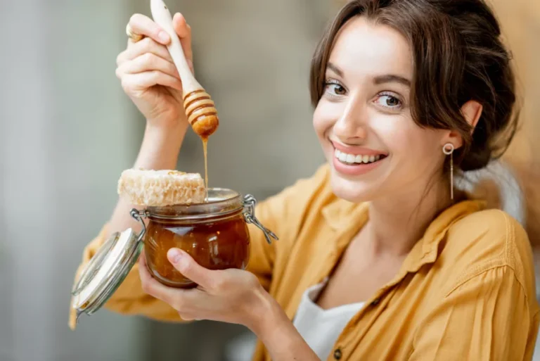 100-honey-test-1-899x600.webp.webp