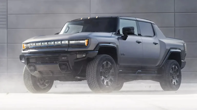 2026-GMC-Hummer-EV-2025-04-jpg.webp.webp