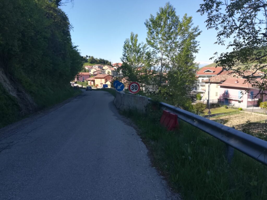 Tratto-in-frana-verso-Monforte-scaled-1.jpg
