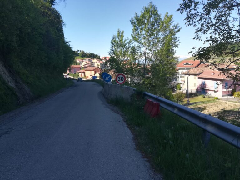 Tratto-in-frana-verso-Monforte-scaled-1.jpg