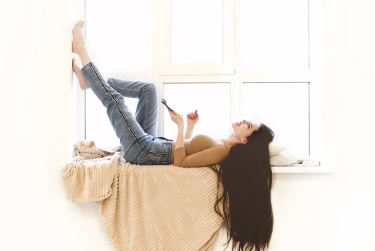 legs-wall-4-jpg-e1746783091982.webp.webp