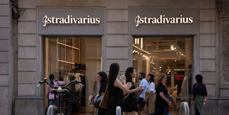 several-people-walk-past-a-stradivarius-store-in-downtown-news-photo-1747992570.pjpeg_.jpeg