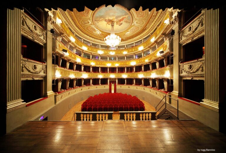 teatro-milanollo-scaled.jpg