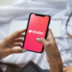 1751268050_tinder_phone_user1_hi-res-1.jpg