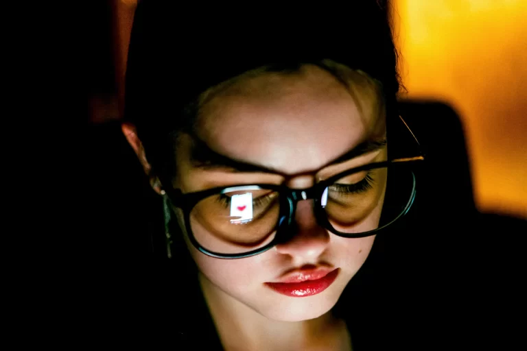 Dating-App-Haven-Culture-2140886090.webp.webp